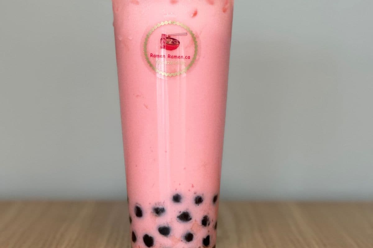 Y8. Strawberry Milk Tea