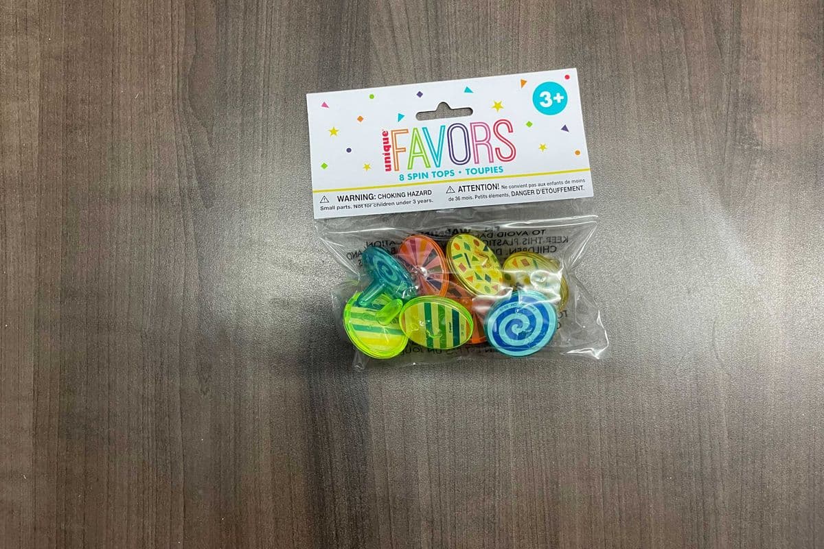 8 Spin Tops Plastic
