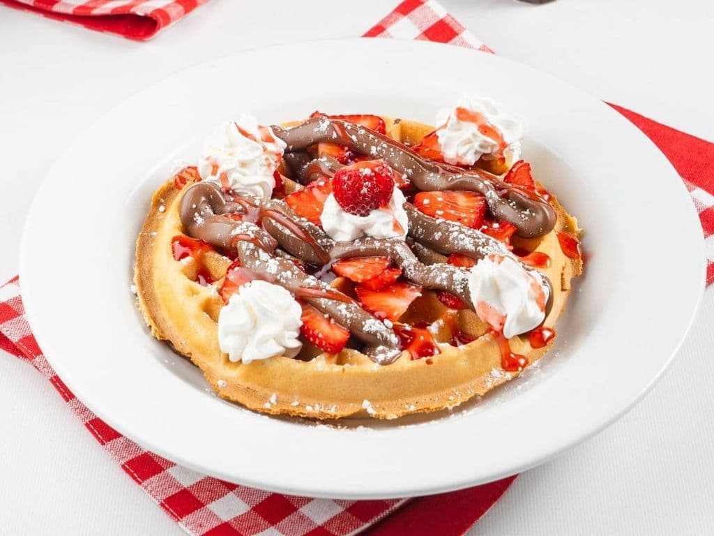 Nutella Strawberry Waffle*