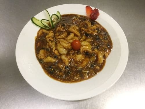 97. Jumbo Shrimp in Lobster Sauce with Minced Chicken