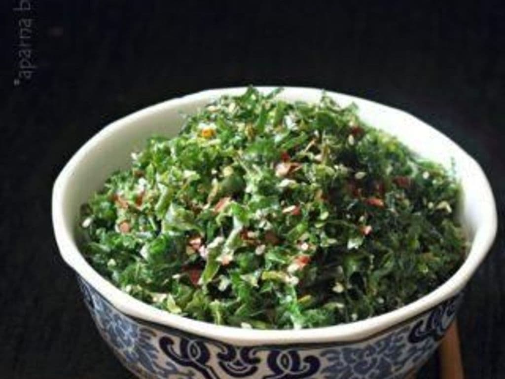 Bhalla with Crackling Spinach