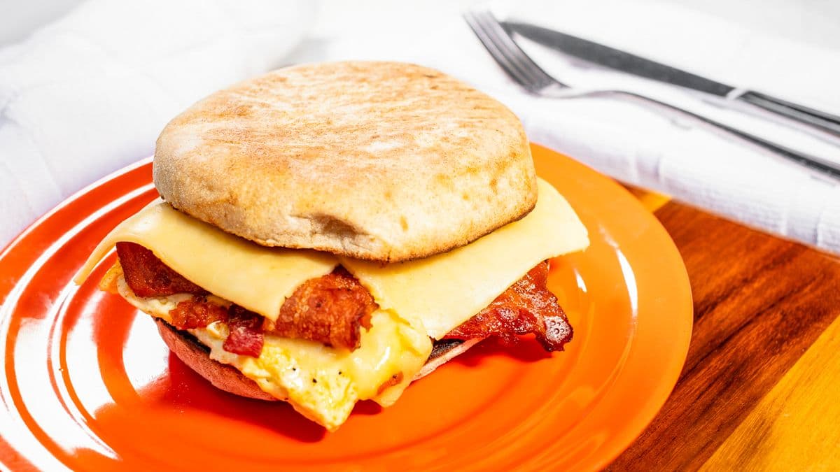 GE Egg and Bacon Sandwich