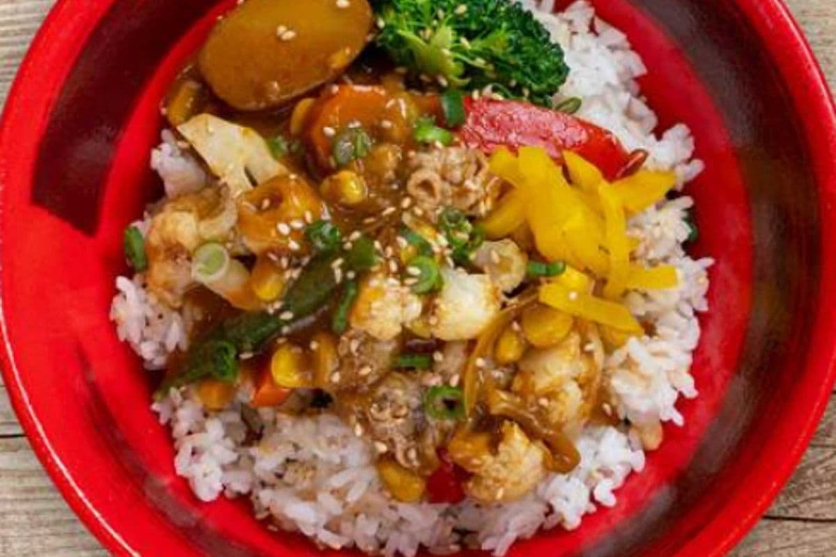 Curry Beef Bowl Combo