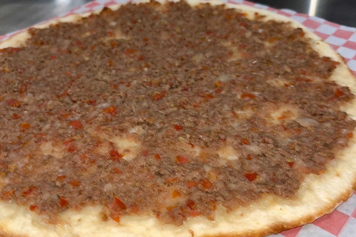 Beef Fatayer (Lahm- Ajeen) (10'')