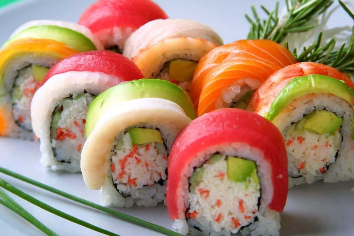 Rainbow Roll (Assorted Fish on top)