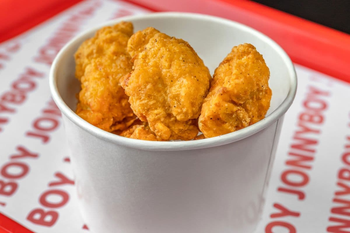 Six Pepites de poulet / Six Chicken Nuggets