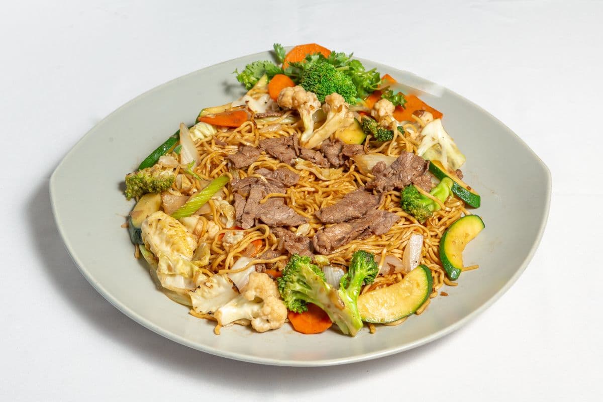 49. Stir-Fried Beef with Vegetables on Noodles