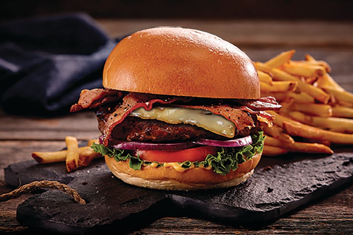 Burger au bacon poivré / Peppery Bacon Burger