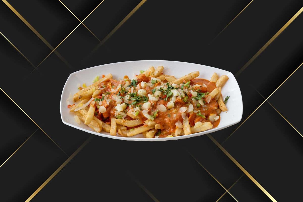 Butter Chicken Poutine