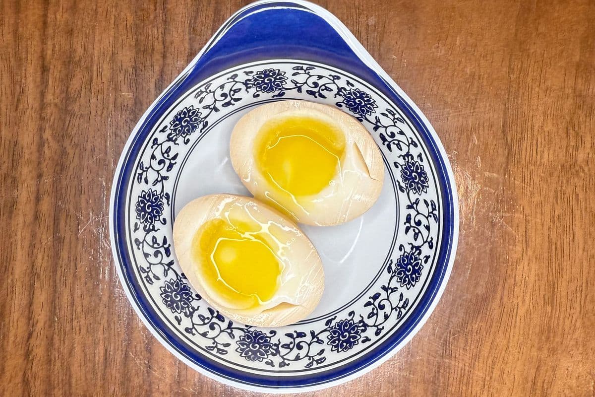 C2 溏心蛋 Soy Marinated Egg
