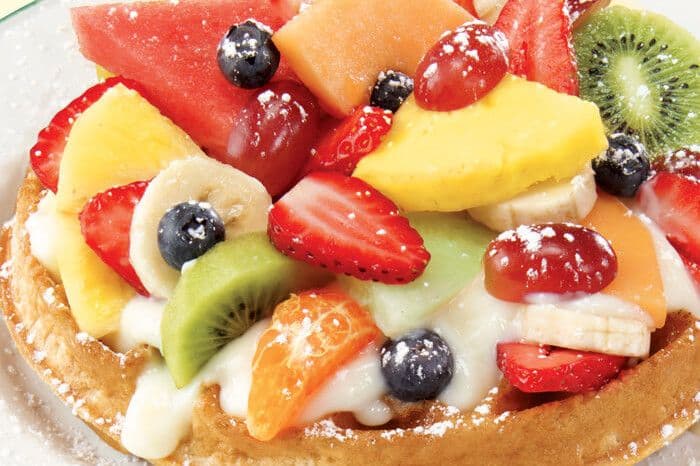 Waffle with fresh fruit