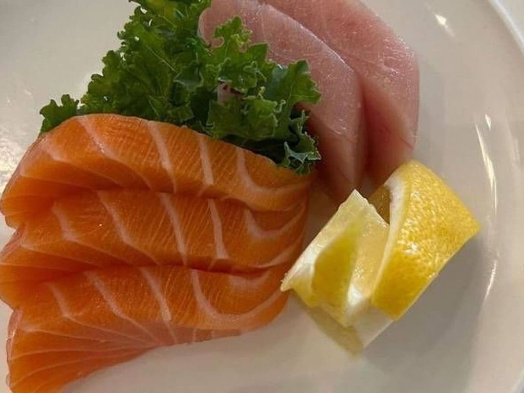 Appetizer Sashimi(4pcs)