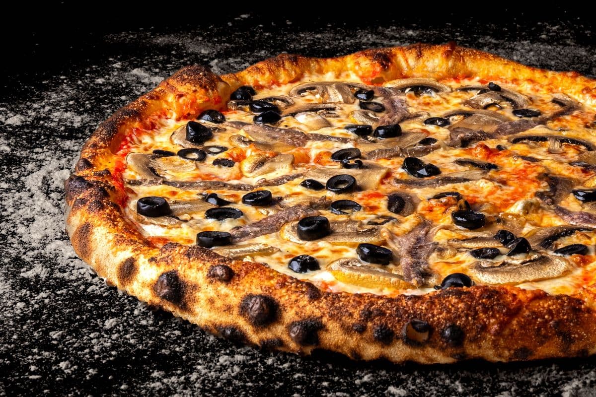 Extra Large Napoli Pizza