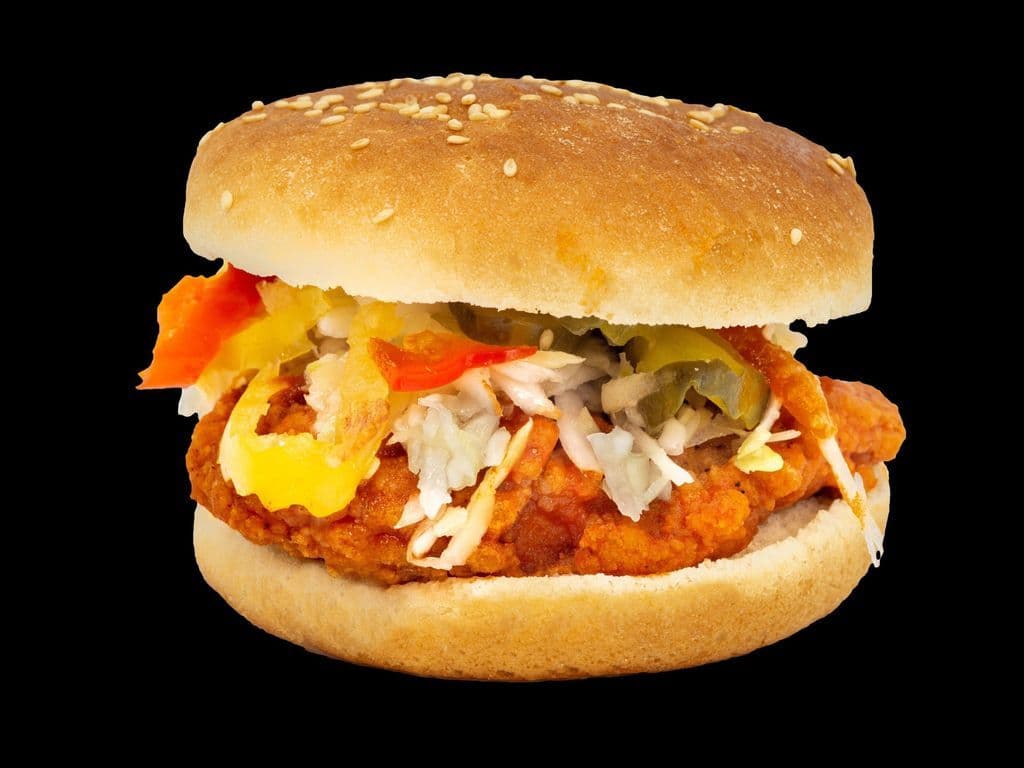 SPICY CRISPY CHICKEN BURGER*