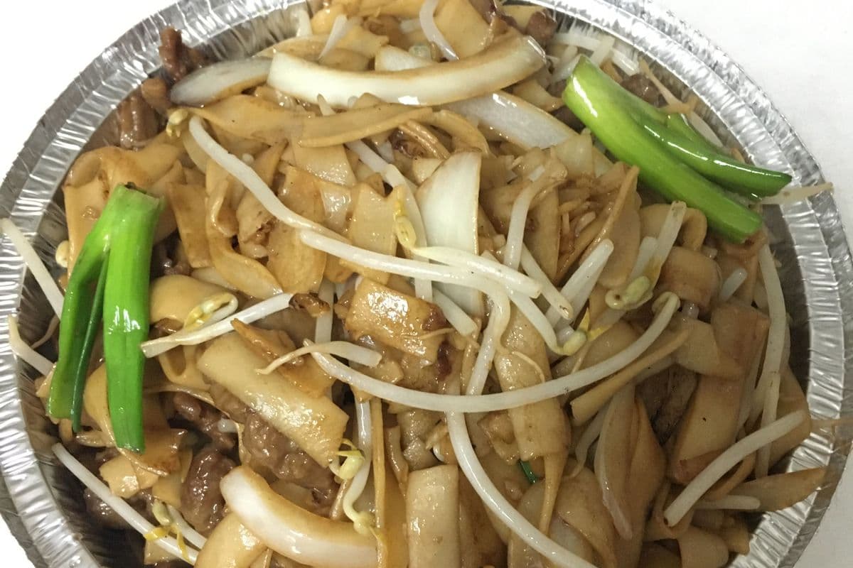 Beef Fried Rice Noodles干炒牛河