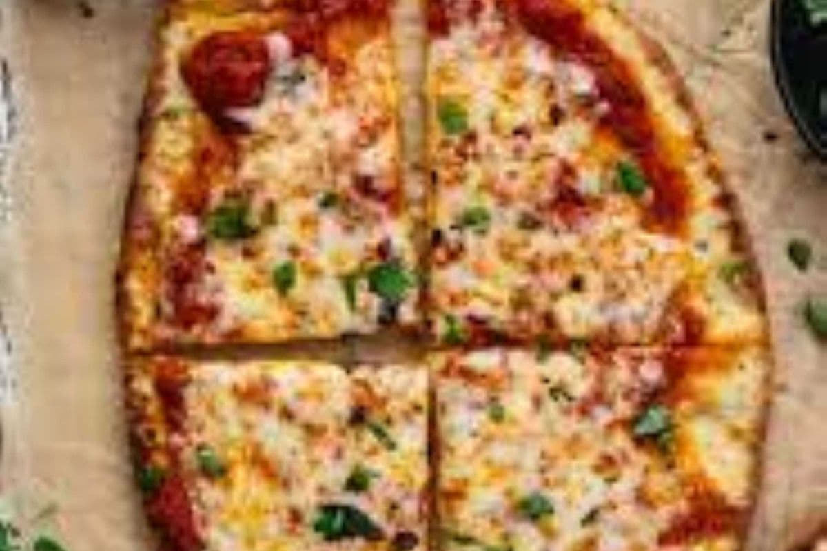 Cheesy Naan Pizza