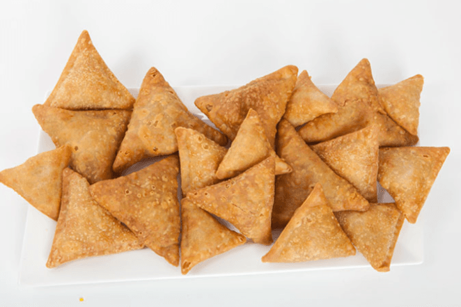 Medium Spinach and Cheese Frozen Samosa (12 pcs)