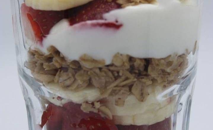 BANANA/STRAWBERRY PARFAIT