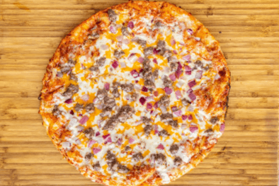 Lean Beef and Chopped Onions Pizza