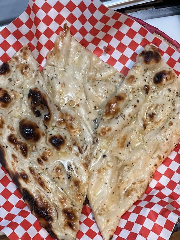 GARLIC NAAN