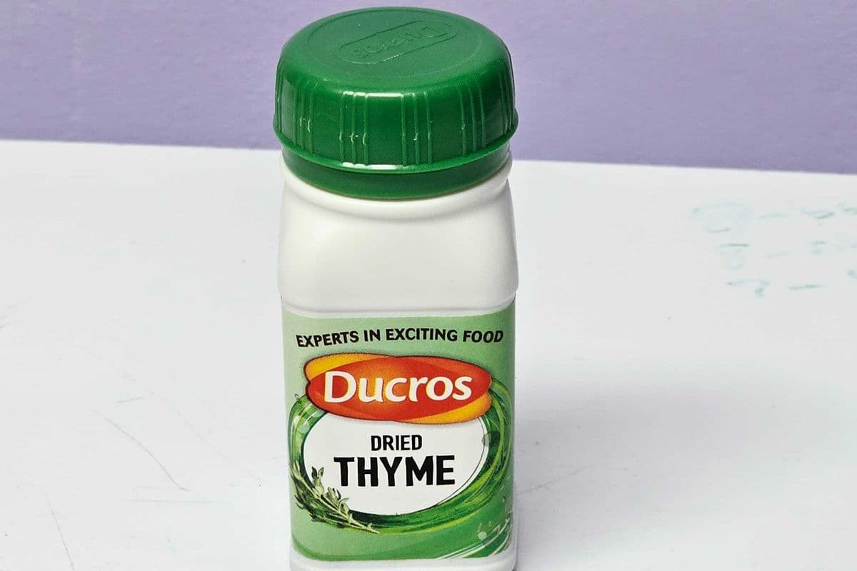 Ducros Dried Thyme (10 g)