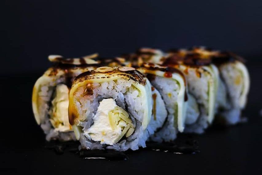 Cheese Roll (8 pcs)