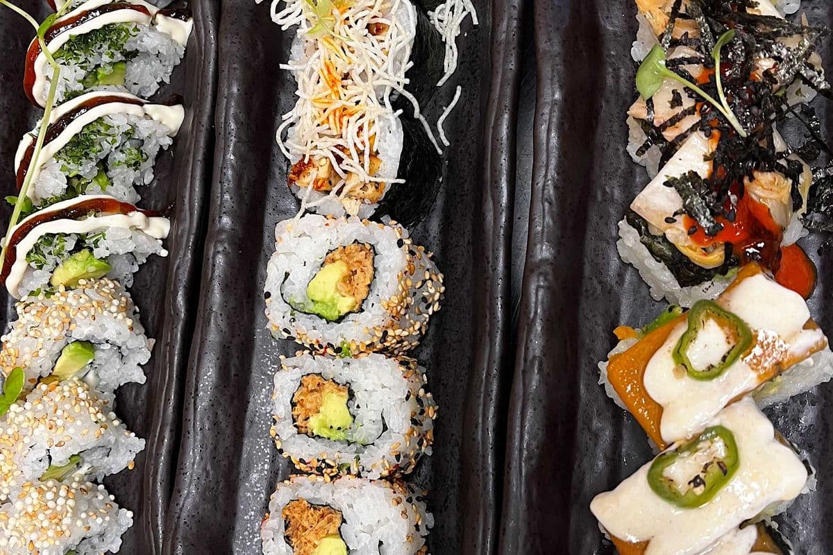 Premium Maki/Oshi Tasting Combo NEWLY REVISED!(24 pcs) (Vegan, gluten free)