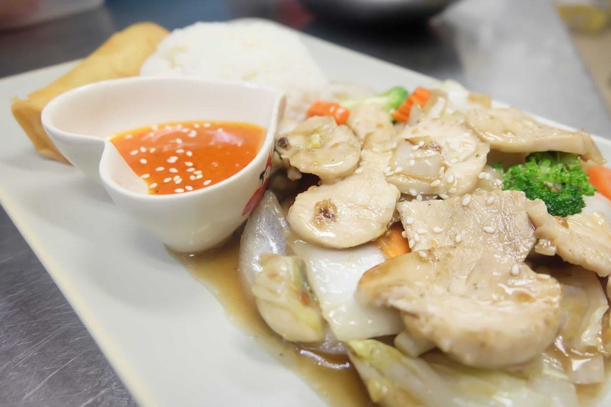Combo A ( Lunch time from 11.30 am- 2.30 pm)