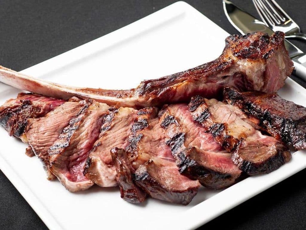 Tomahawk Vieilli à Sec / Dry Aged Tomahawk Steak