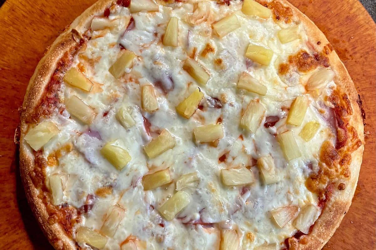 5. 12" Medium Hawaiian Pizza