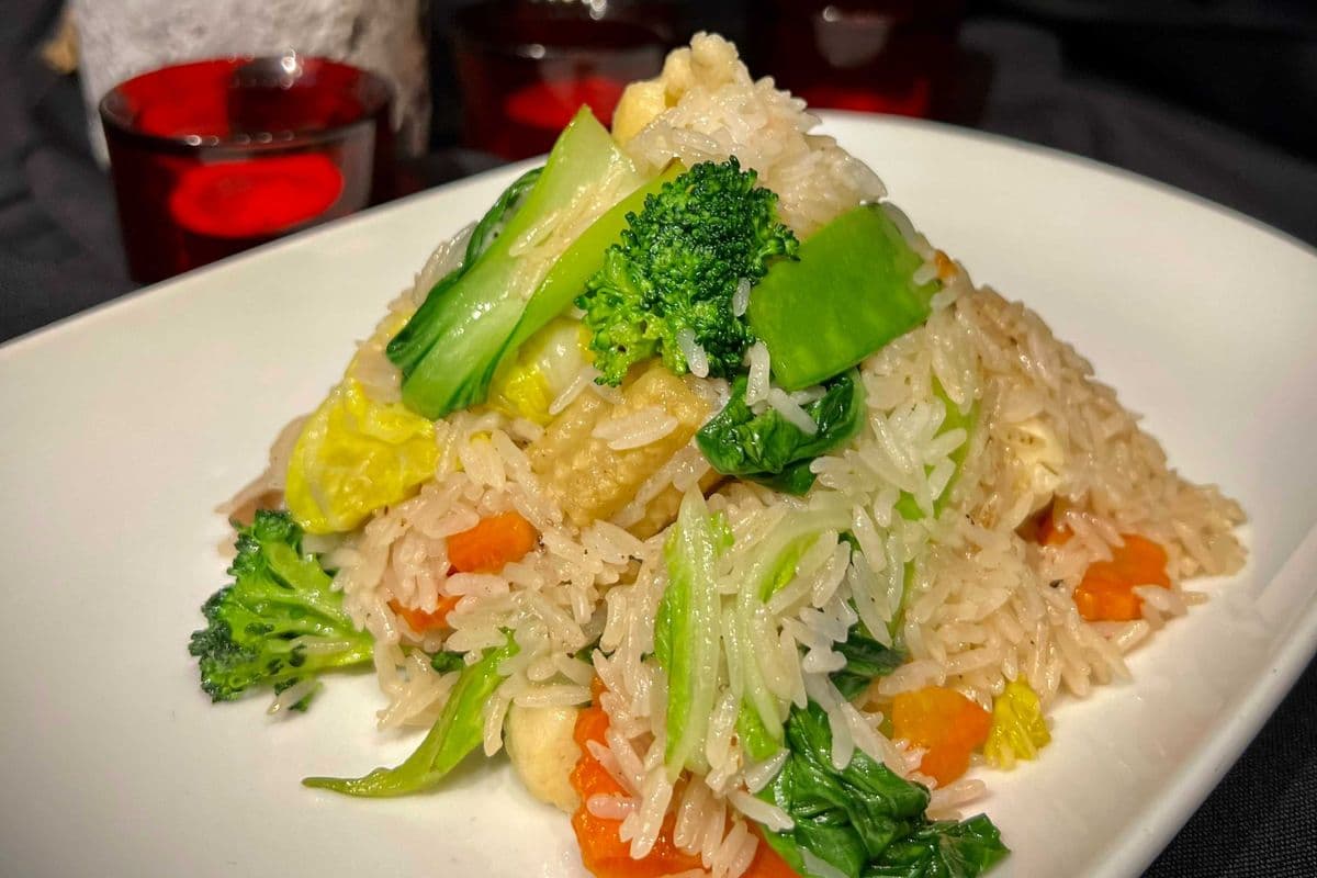 R5. Vegetable Fried Rice - Khao Pad Phak