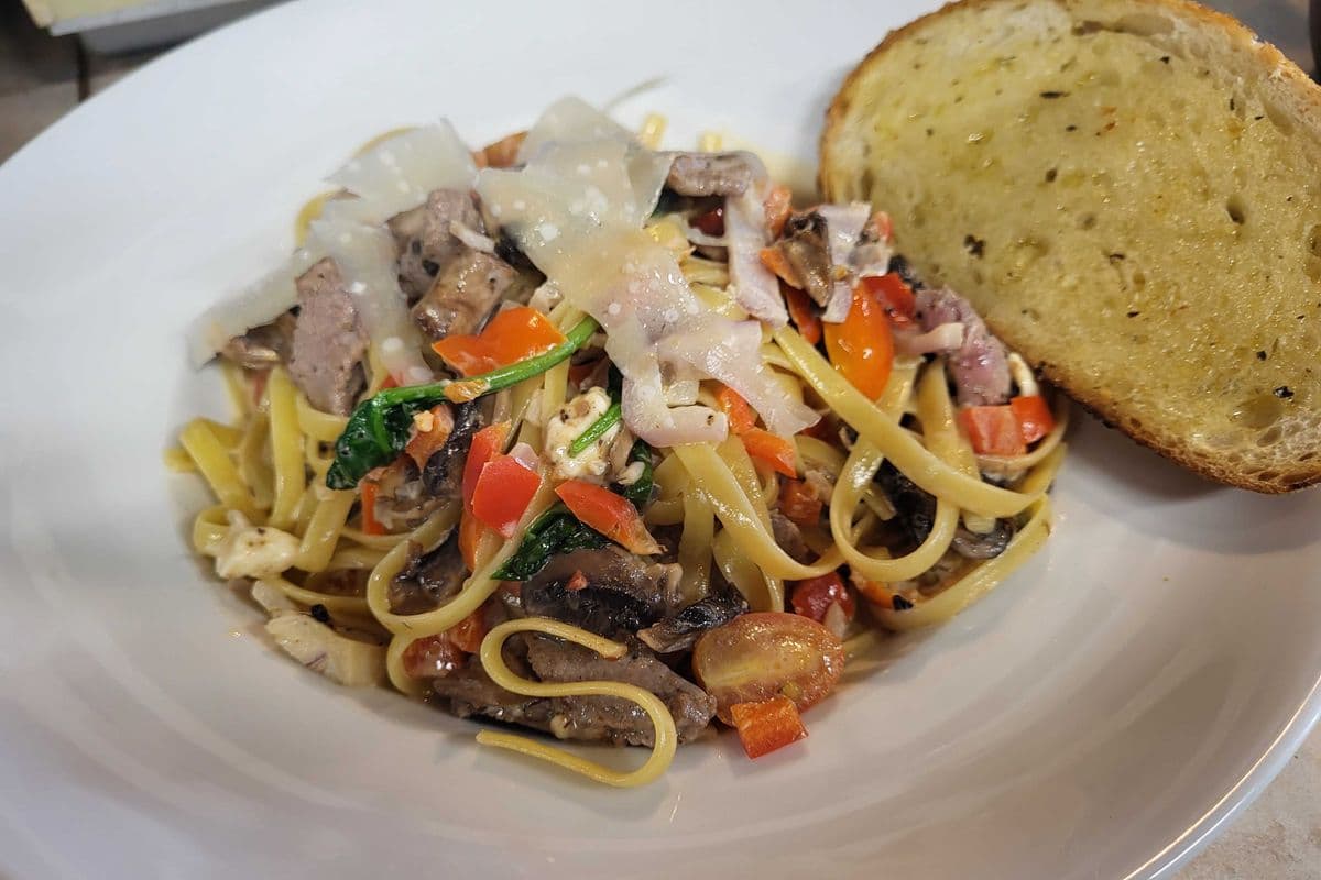 Philly Cheese Steak Pasta (full)