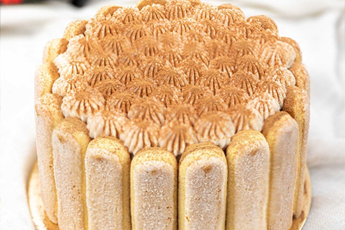 Tiramisu Cake 6-8 Servings