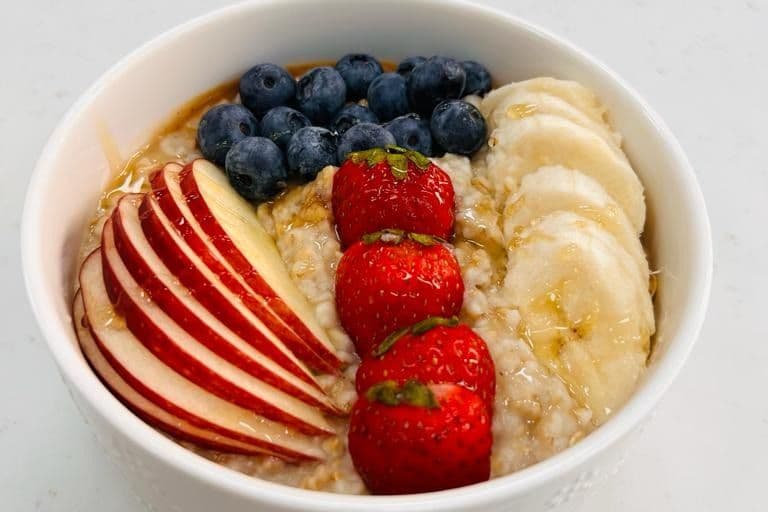 The Ultimate Fruity - Oatmeal Bowl