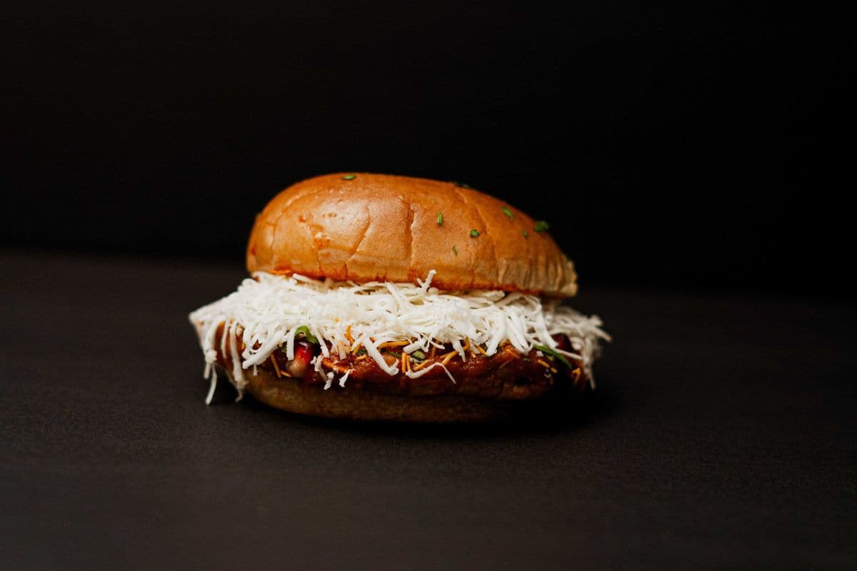 Amul Cheese Dabeli