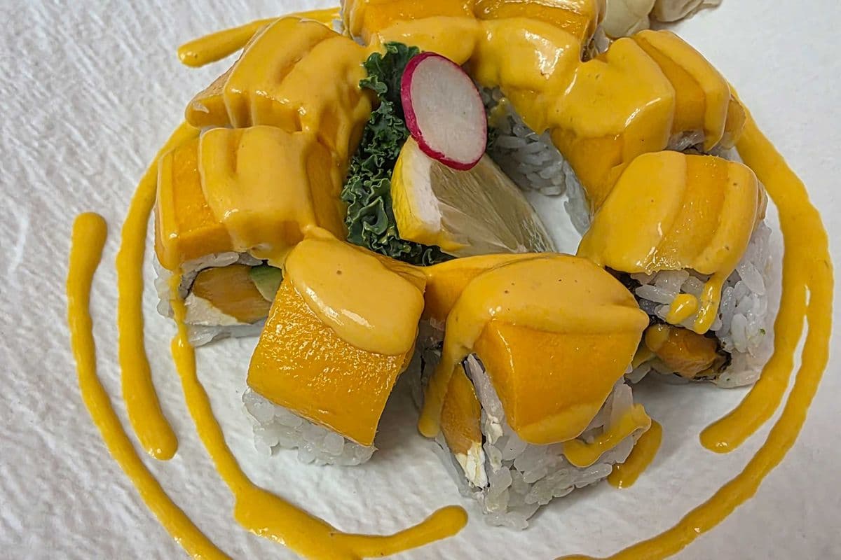 Mango Holic Roll