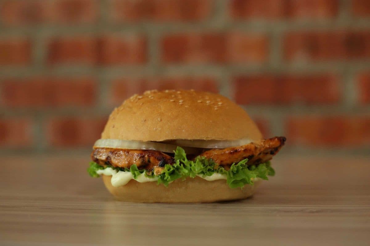 Classic Chicken Burger