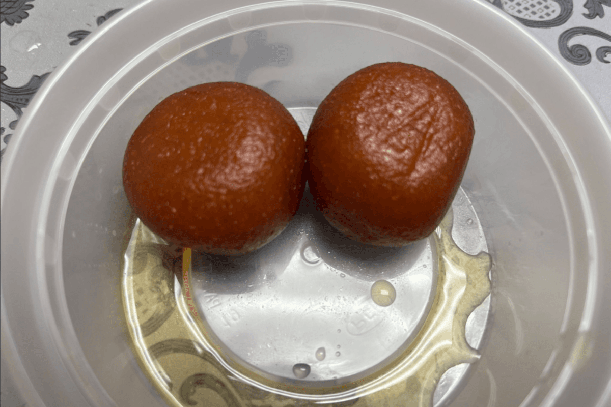 Gulab Jamun (2 pcs)