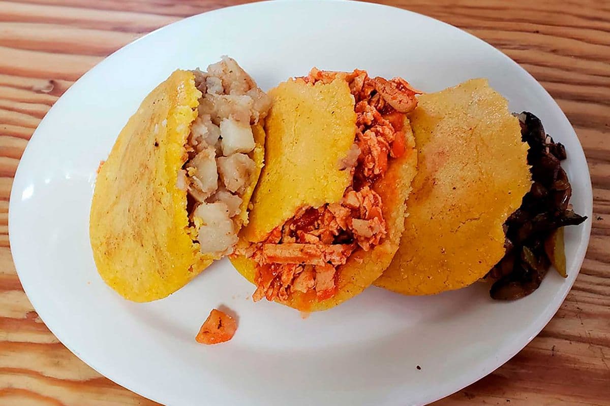 * 3 Veggie Arepitas