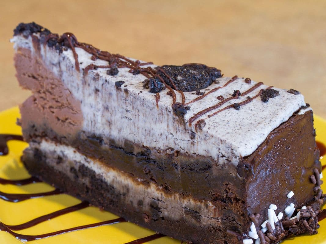 Cookies & Cream Cake