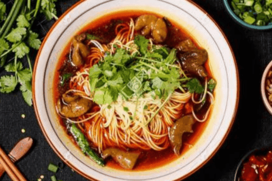 Spicy Pork Intestine Noodle 香辣肥肠面