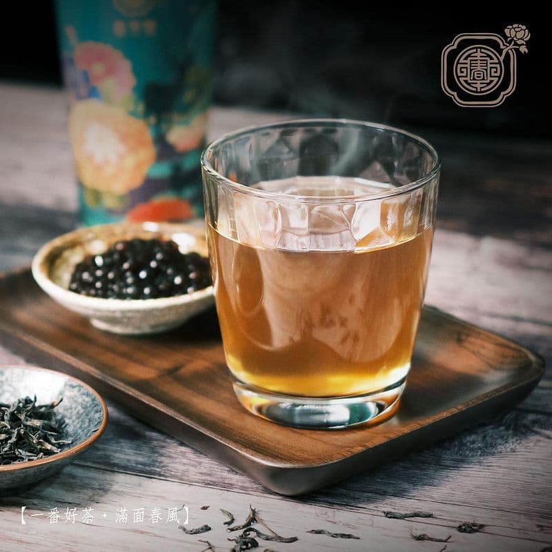 Osmanthus Oolong Tea · NO MILK / 桂花烏龍茶