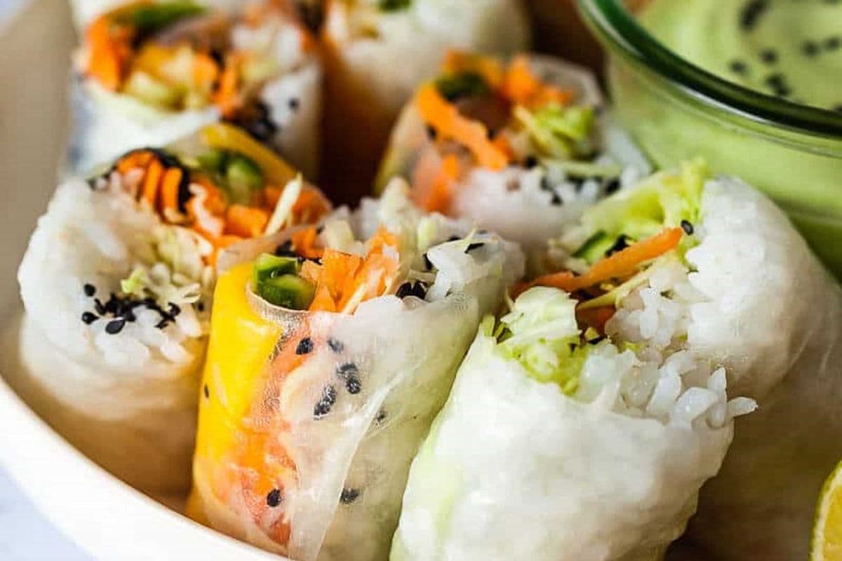 Vegetarian Spring Roll Maki (6 pcs)