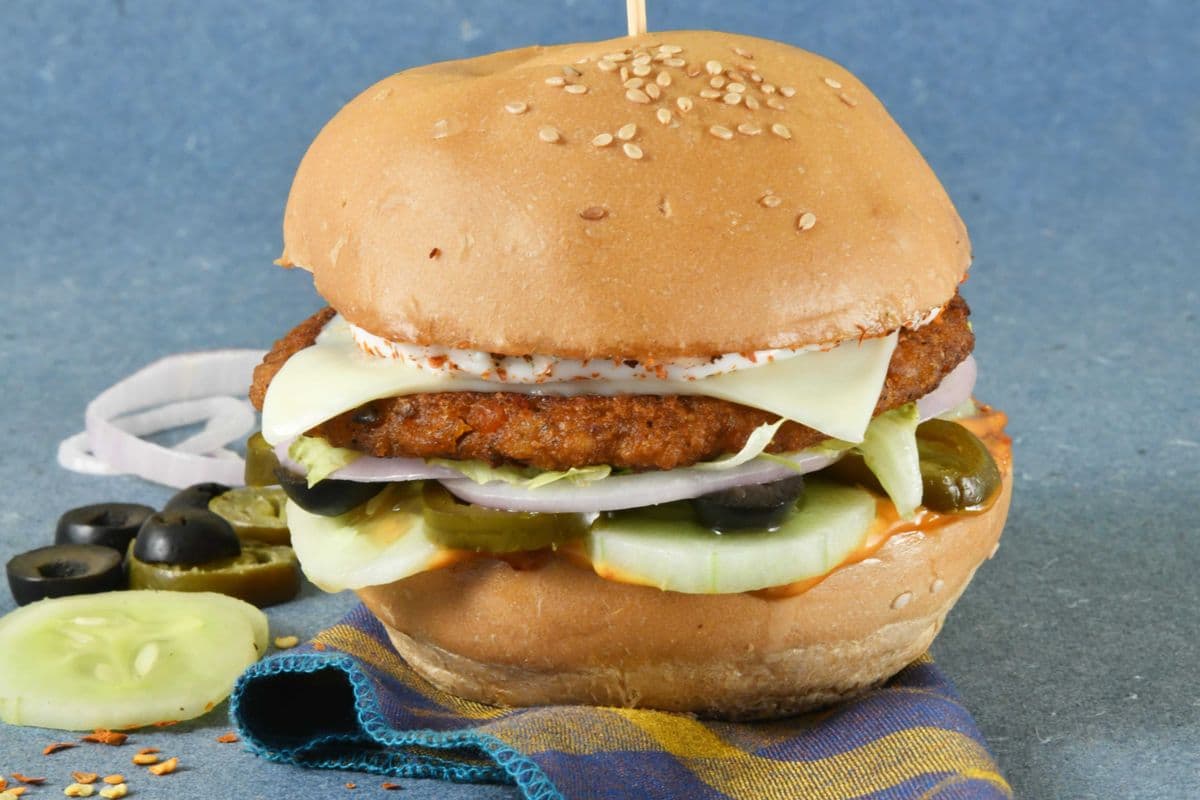 Spicy Club Burger