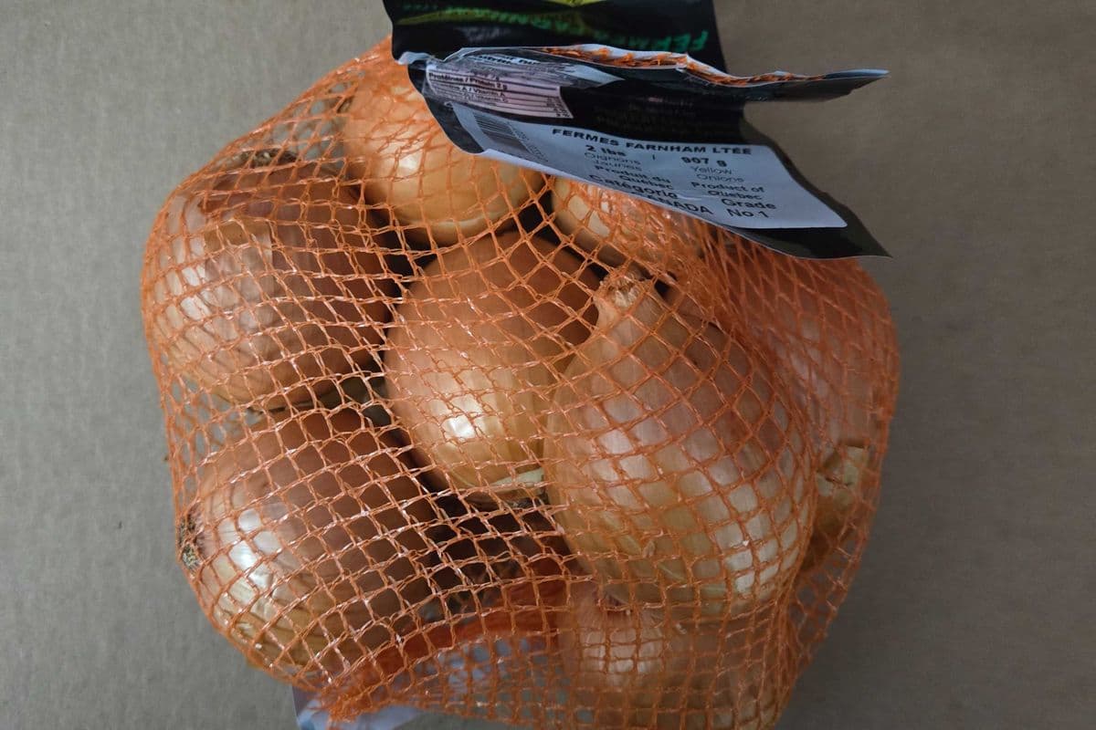 SAC OIGNONS JAUNE DE 2LBS (2 LBS)