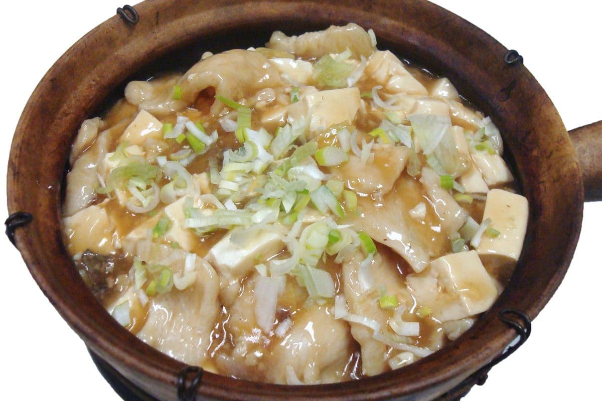 256. Salted Fish with Diced Chicken and Bean Curd in Hot Pot 鹹魚雞片滑豆腐煲