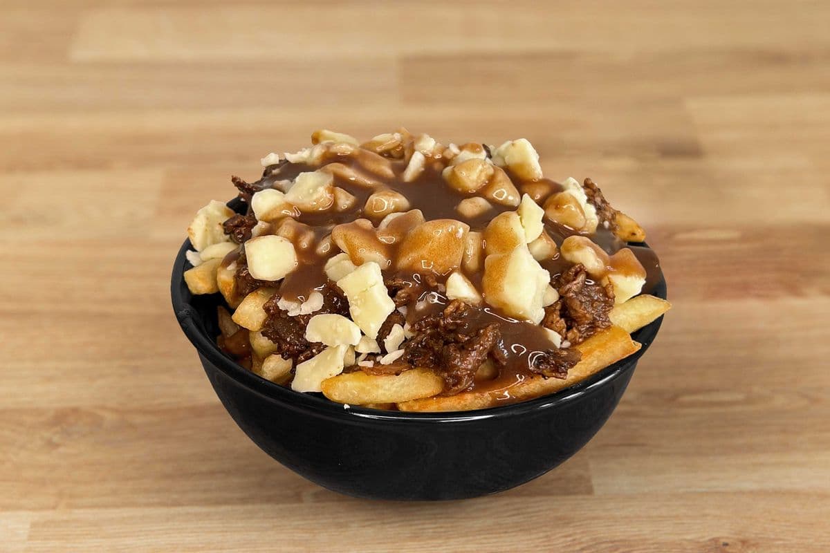 Smoked BBQ Beef Poutine
