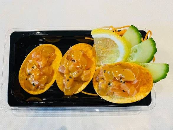 A14 Spicy saumon with chips(3pcs)