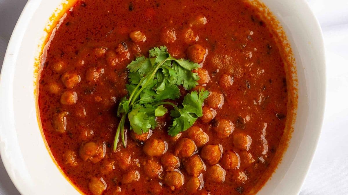 Channa Masala Rice or Naan (LUNCH SIZE)
