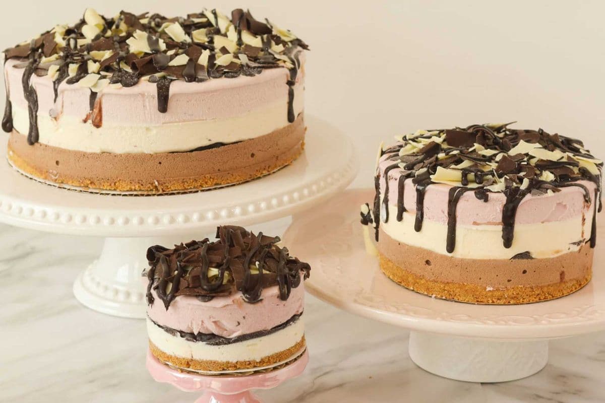 Neapolitan Cake